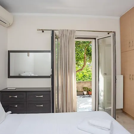 Efthymis Apartman *